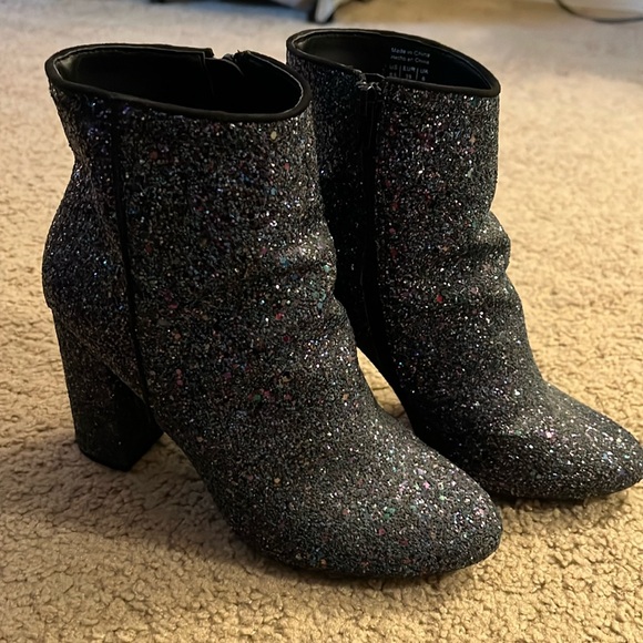 Call it Spring Sparkly Short Heeled Boots - Picture 1 of 6
